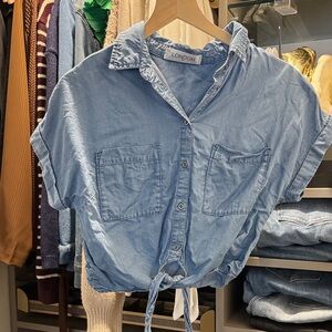 London - Light Blue Button-Up Crop Top - M
